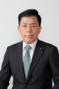 田井真一議員