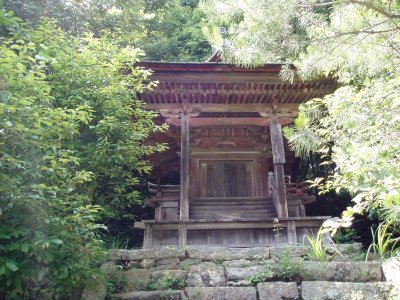 国指定文化財　酒見寺多宝塔