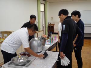 講師スタッフの打ち合わせ風景