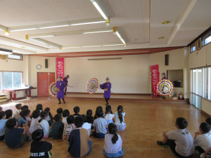 最後まで静かに鑑賞してくれた富合学童の子ども達