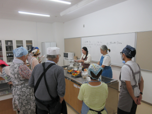今日のめあてを説明される講師先生