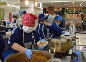 スペシャル三ツ星カレー探究