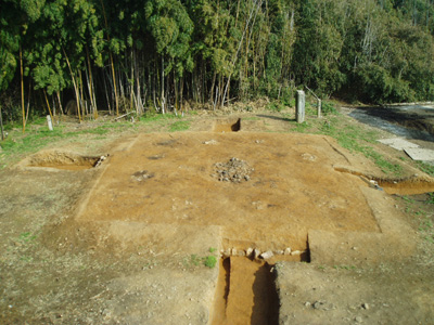 野条廃寺跡塔基壇