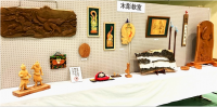 木彫り展示の写真