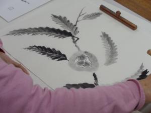 表現が難しいとげの部分を描いた写真。優しいタッチのとげになってしまいました。