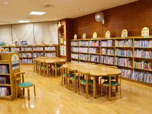 児童書のコーナーの写真