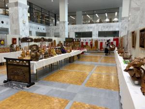 木彫り展の全体の様子