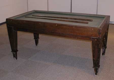 image: A billiard table used at that time 