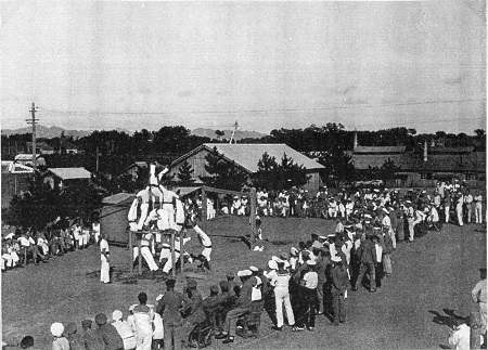 写真：組み体操