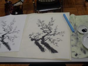 幹も太く堂々とした梅の絵が完成しました