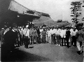 写真：大日寺での集合写真