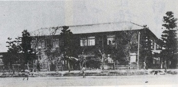 image:A boarding house that was completed in 1903