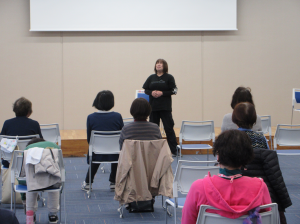 参加時の姿勢について気になることを話される講師