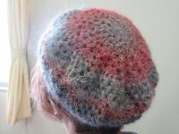 見本の毛糸の帽子の写真