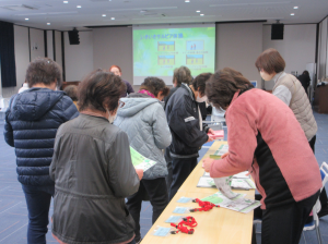 受付時に来年度も継続受講希望の有無を確認しました。