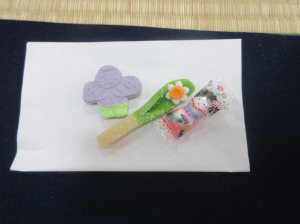 講師先生から今日一日頑張った労いにと準備された干菓子