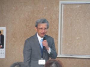 講師の安部安雄氏が丁寧にわかりやすくお話される様子