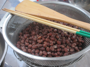 何度も炊いてあく抜きをした小豆