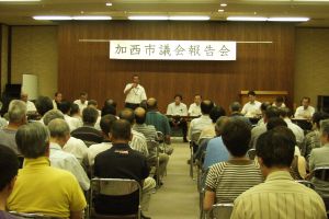 平成22年7月23日（金曜日）議会報告会（コミセン小ホール）